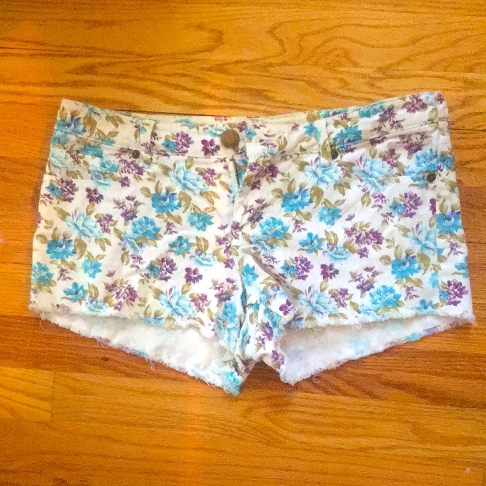 White floral denim shorts
